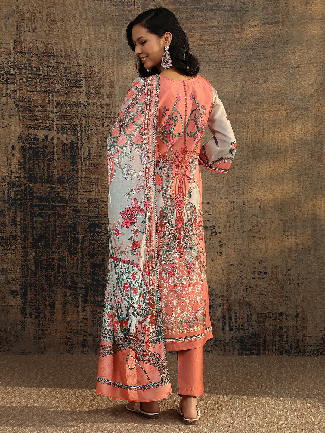 Peach Printed Silk Blend Straight Kurta, Trousers and Dupatta Set