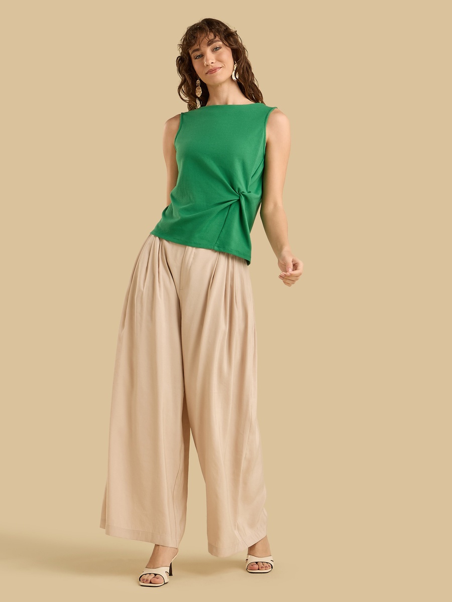 Front Knot Sleeveless Top