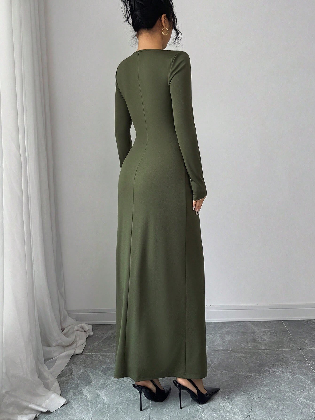 Green Solid Boat Neck A-Line Ankle Length Dress