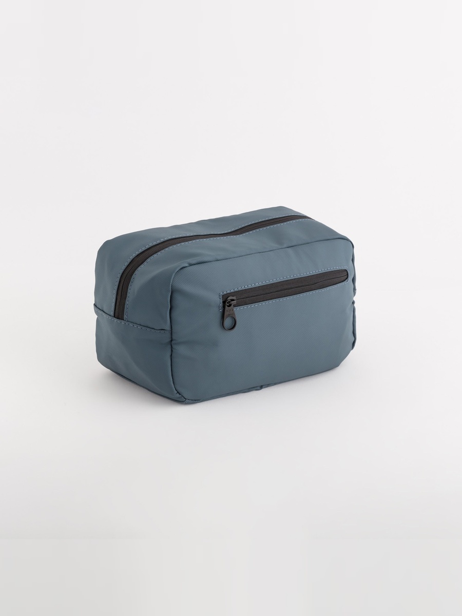 Akinori Toiletry Bag with Zip Closure