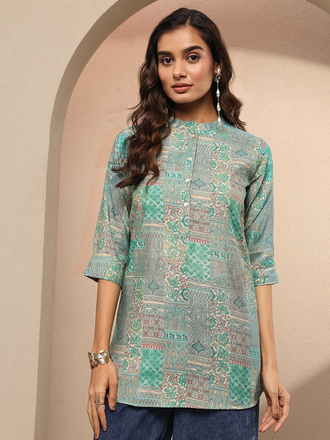 Green Printed Silk Blend Straight Kurti