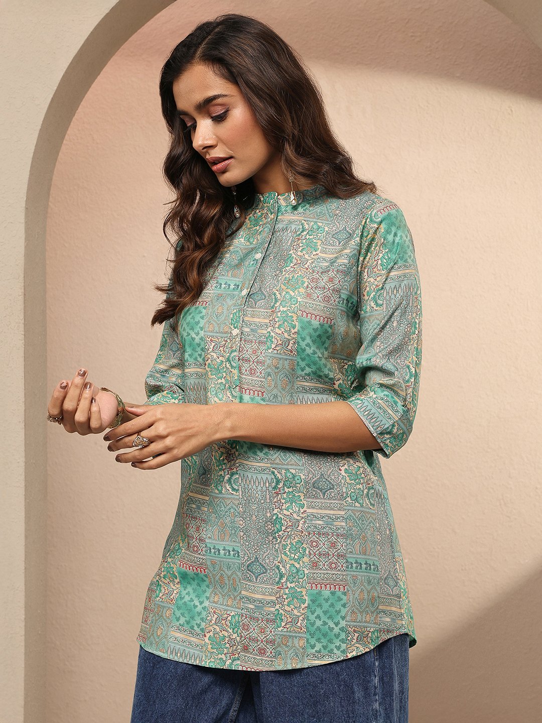 Green Printed Silk Blend Straight Kurti