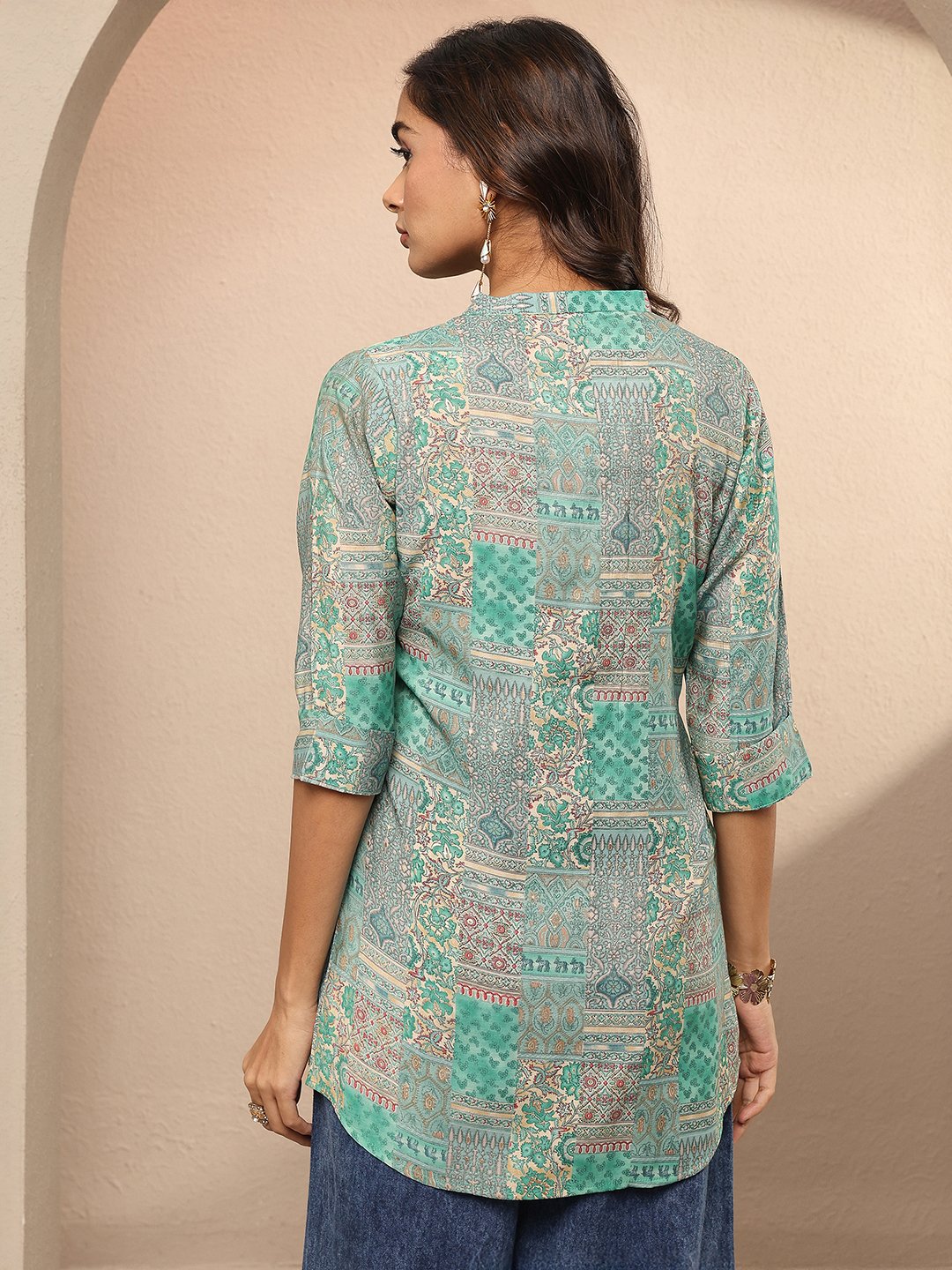 Green Printed Silk Blend Straight Kurti