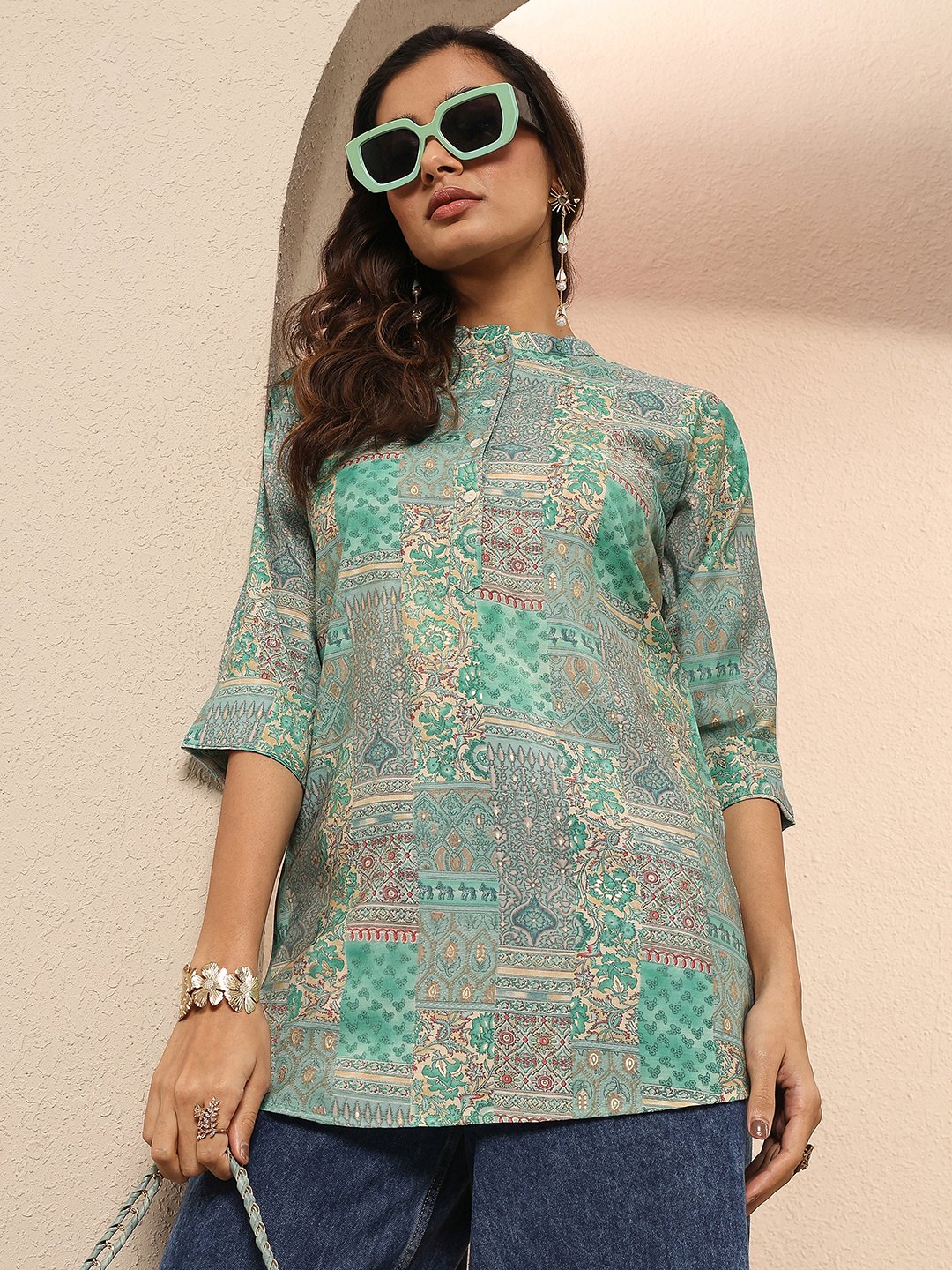 Green Printed Silk Blend Straight Kurti