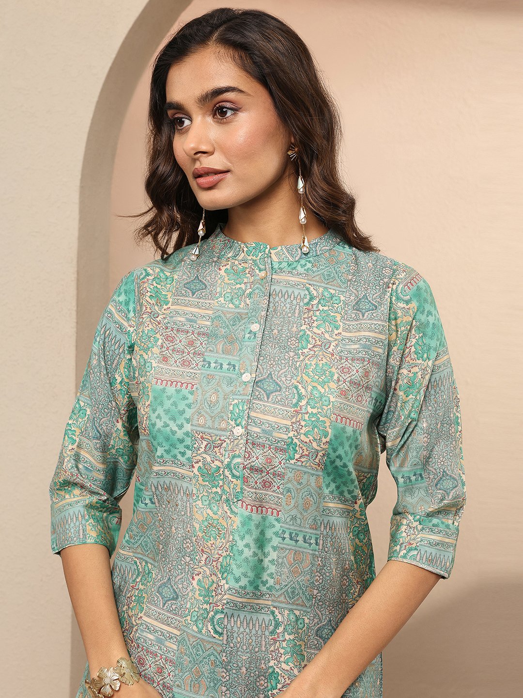 Green Printed Silk Blend Straight Kurti