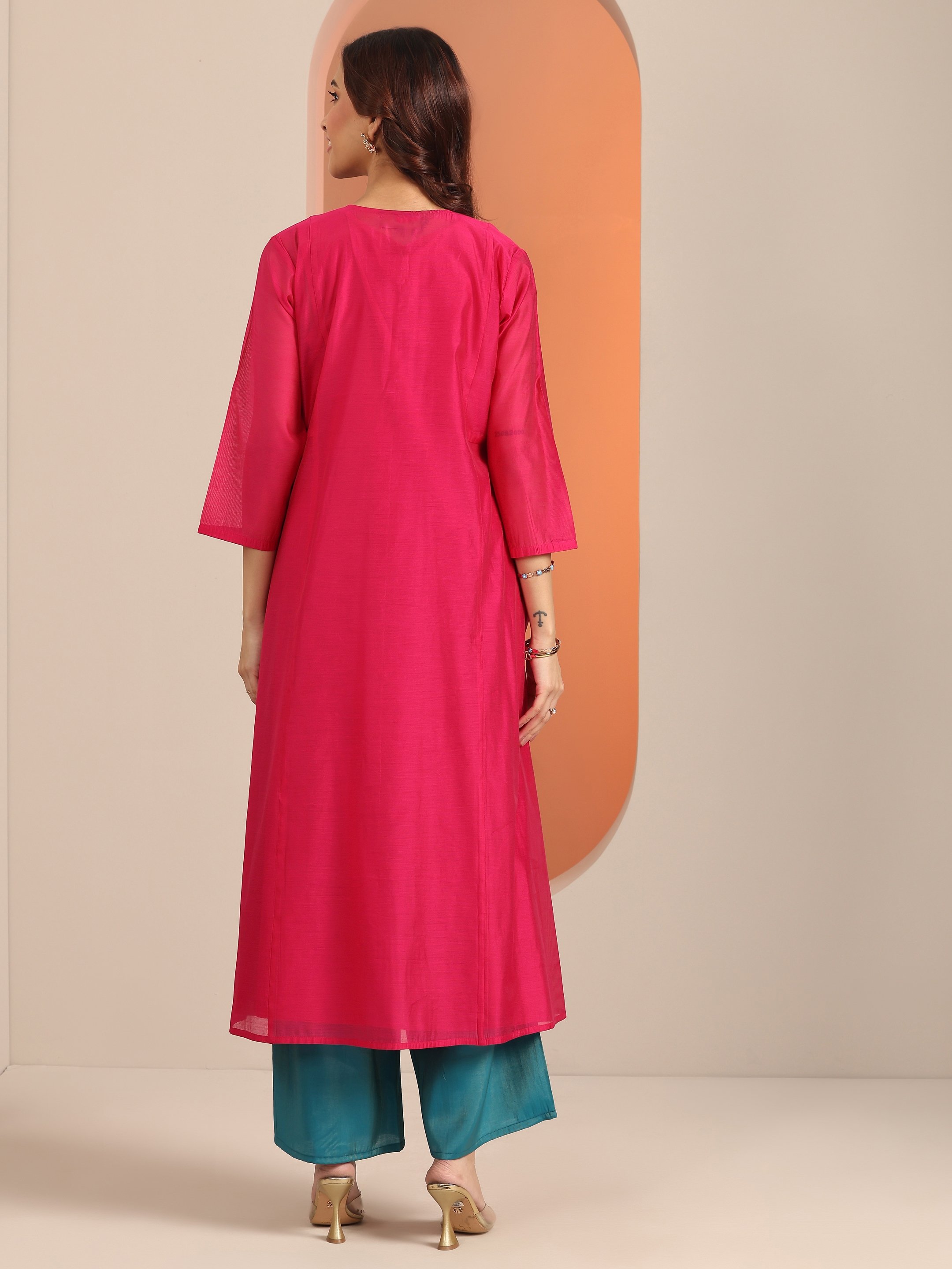 Pink Embroidered Silk Blend Straight Kurta