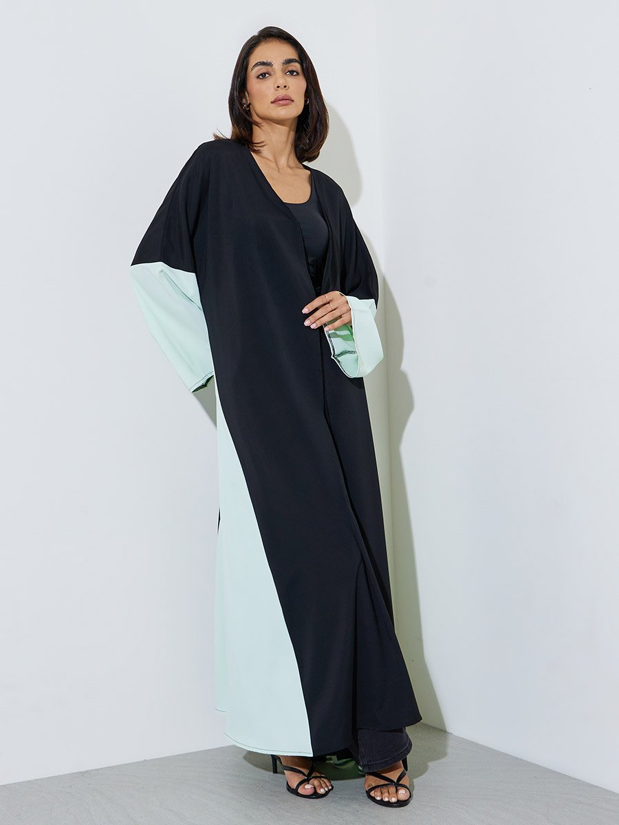 Black Front Open Abaya with Contrast Side Panel