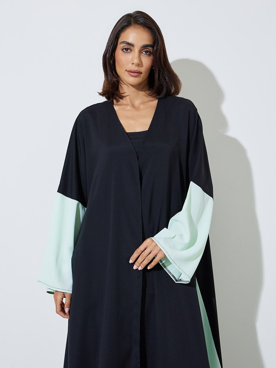 Black Front Open Abaya with Contrast Side Panel