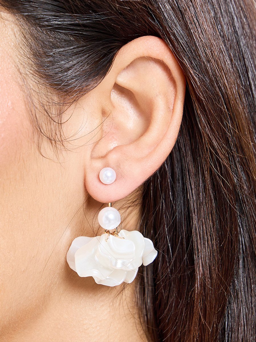 Pearl Flower Stud Earrings