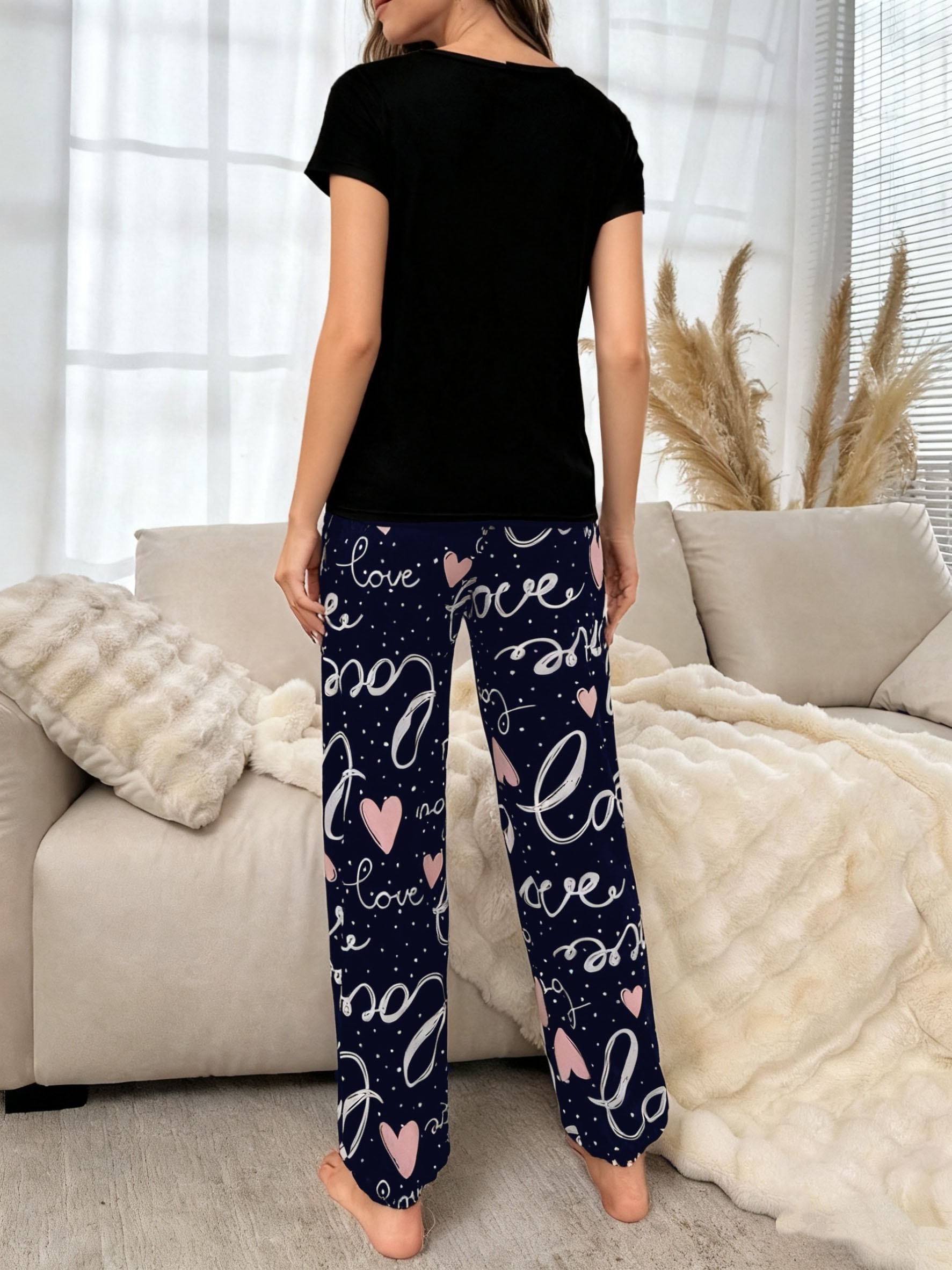 Black Love Heart Print Short Sleeve T-Shirt and Straight Pyjama Set
