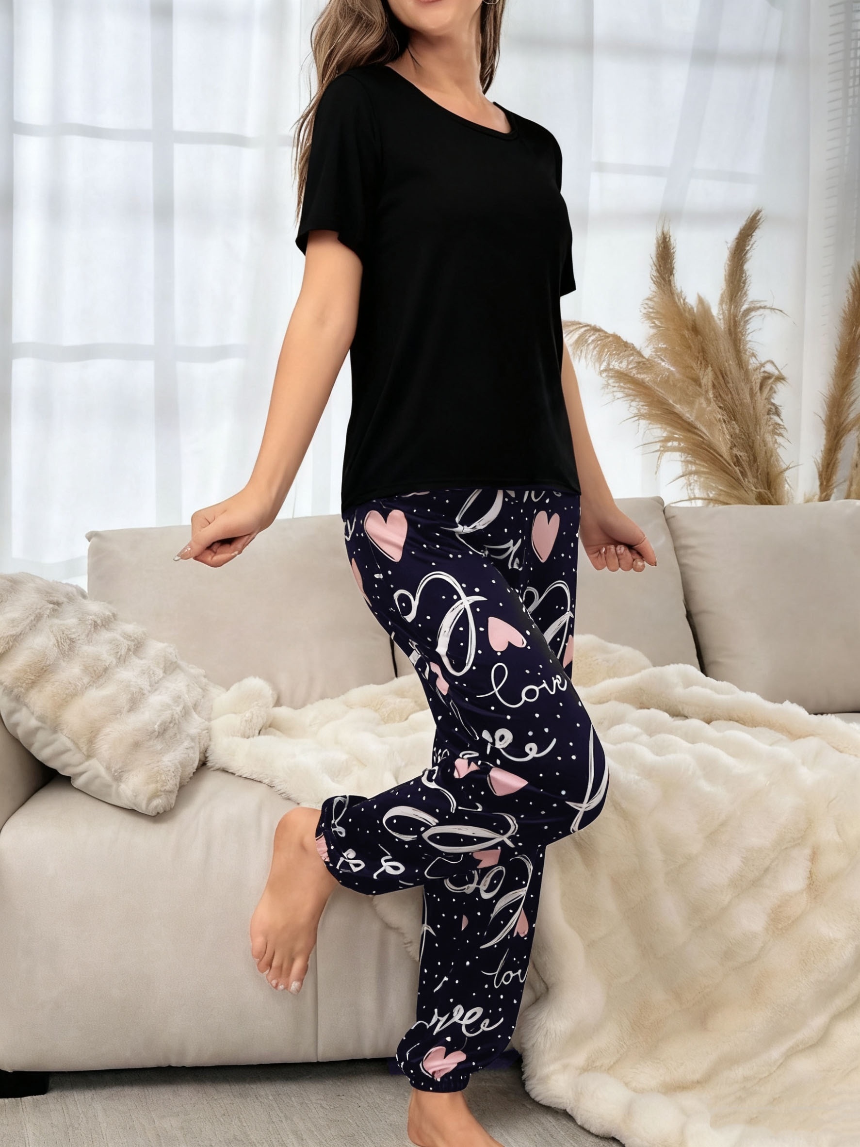 Black Love Heart Print Short Sleeve T-Shirt and Straight Pyjama Set