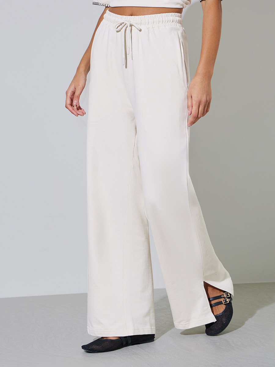 Cream Contrast Stitching T-Shirt and Wide Leg Side Slit Joggers Set
