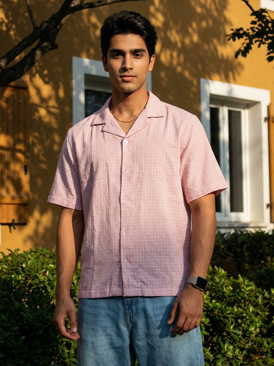 Men Relaxed Checked Casual Shirt