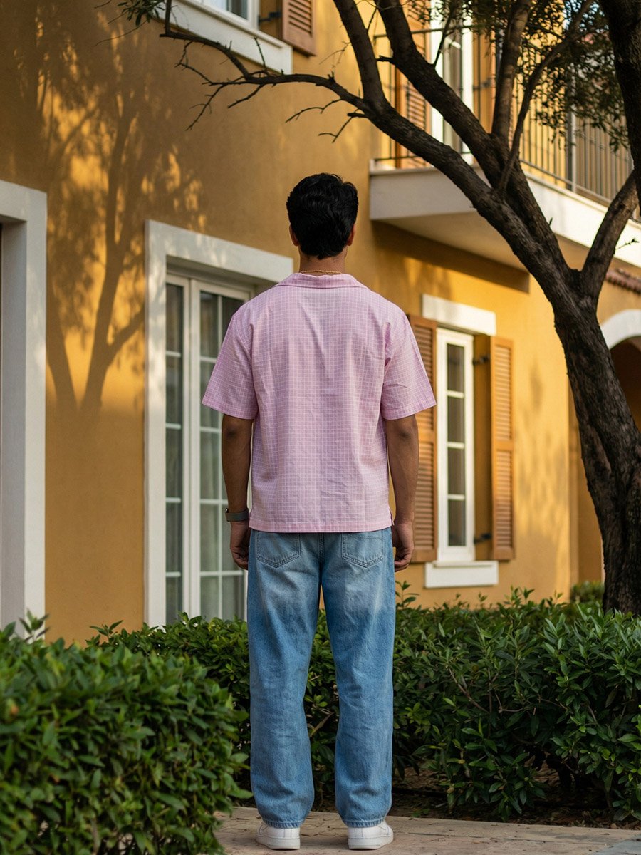 Men Relaxed Checked Casual Shirt