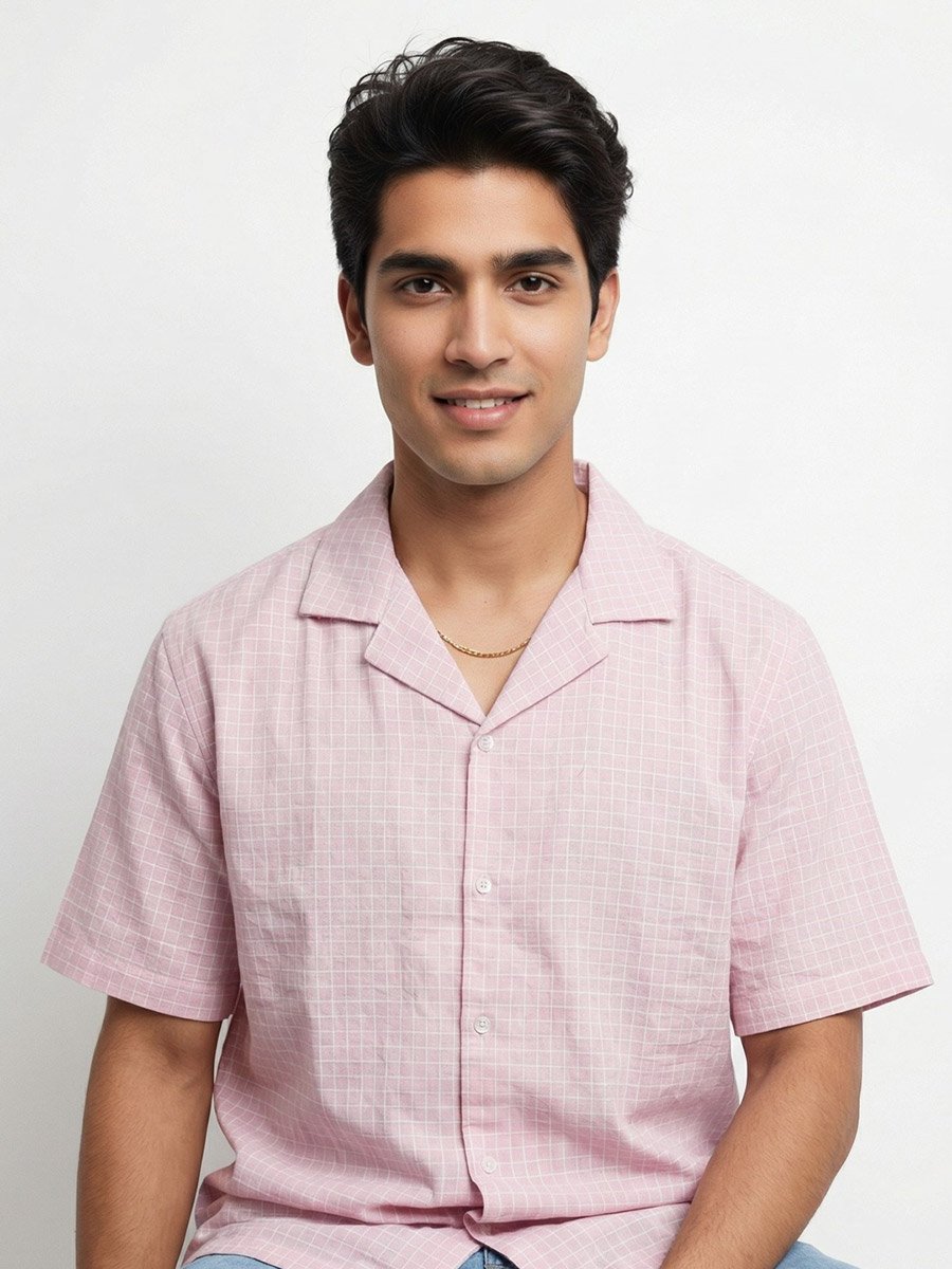 Men Relaxed Checked Casual Shirt