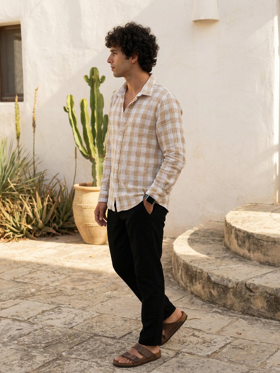 Men Relaxed Checked Casual Shirt