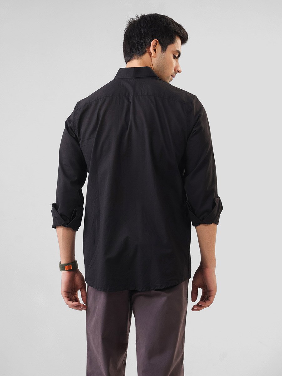 Men Solid Relaxed Fit Cotton Shirt