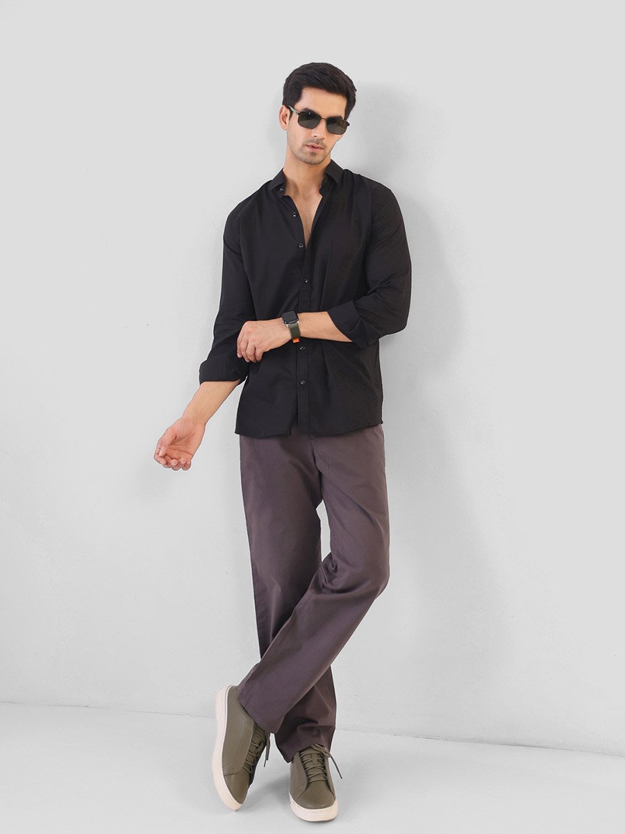 Men Solid Relaxed Fit Cotton Shirt