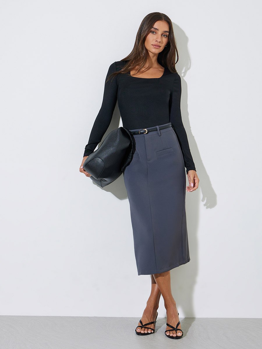 Black Solid Square Neck Long Sleeves Knit Top
