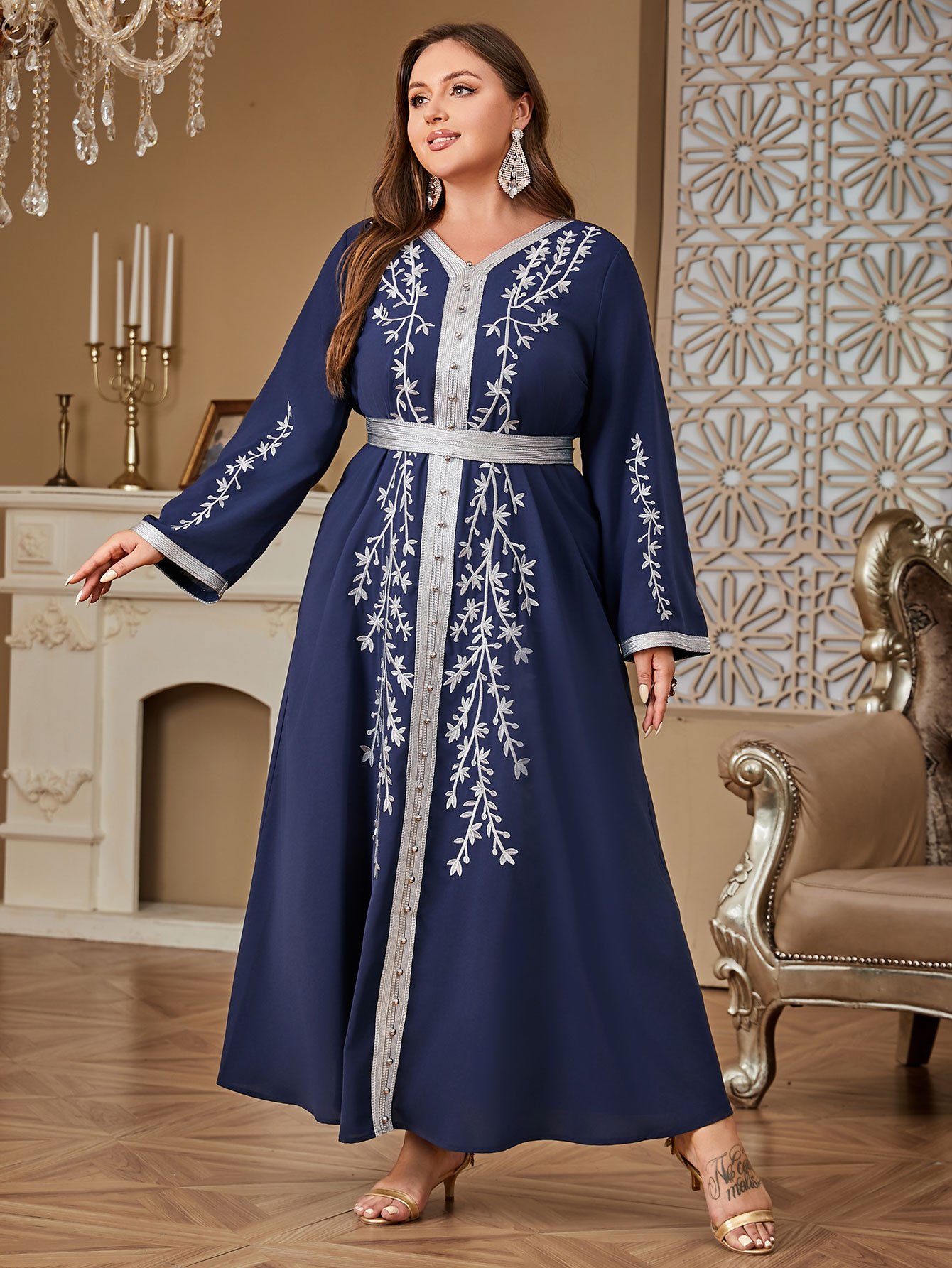 Plus Size Navy Blue Belted Embroidered V-Neck Maxi Jalabiya