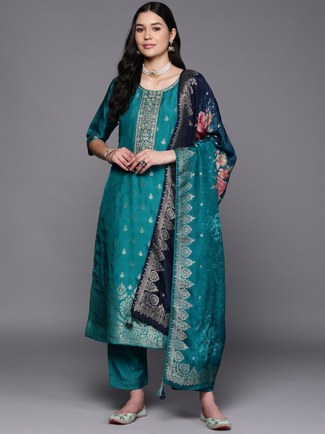 Green Self Design Silk Straight Kurta, Trousers and Dupatta Set
