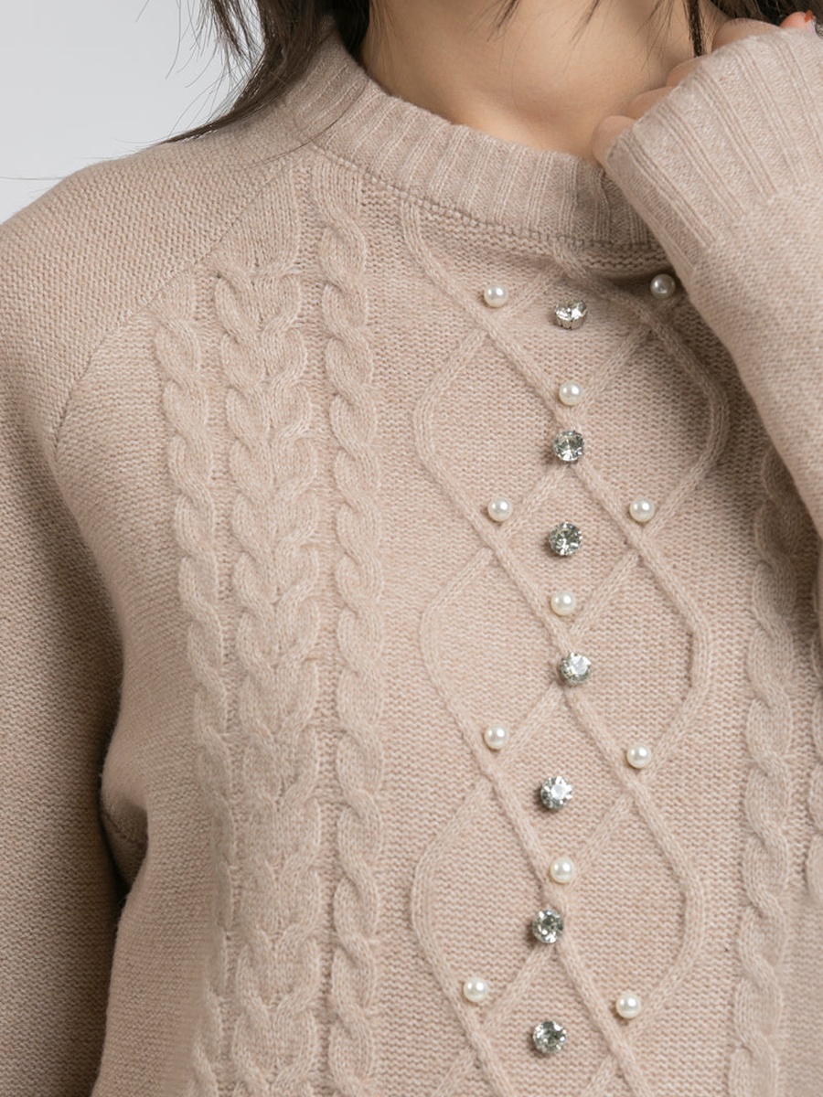 Women Embellished Cable Knitted Sweater