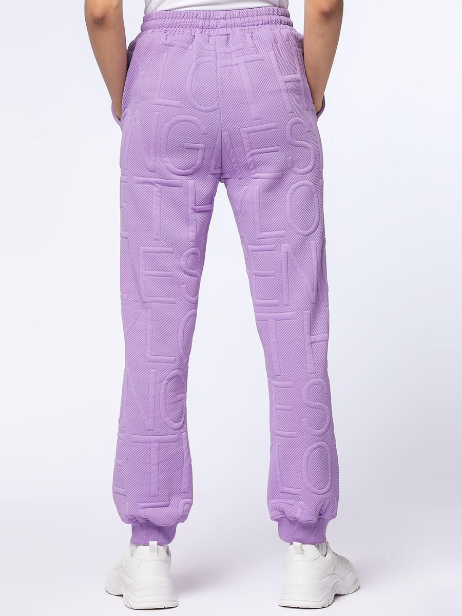 Women Textured Sweatpants