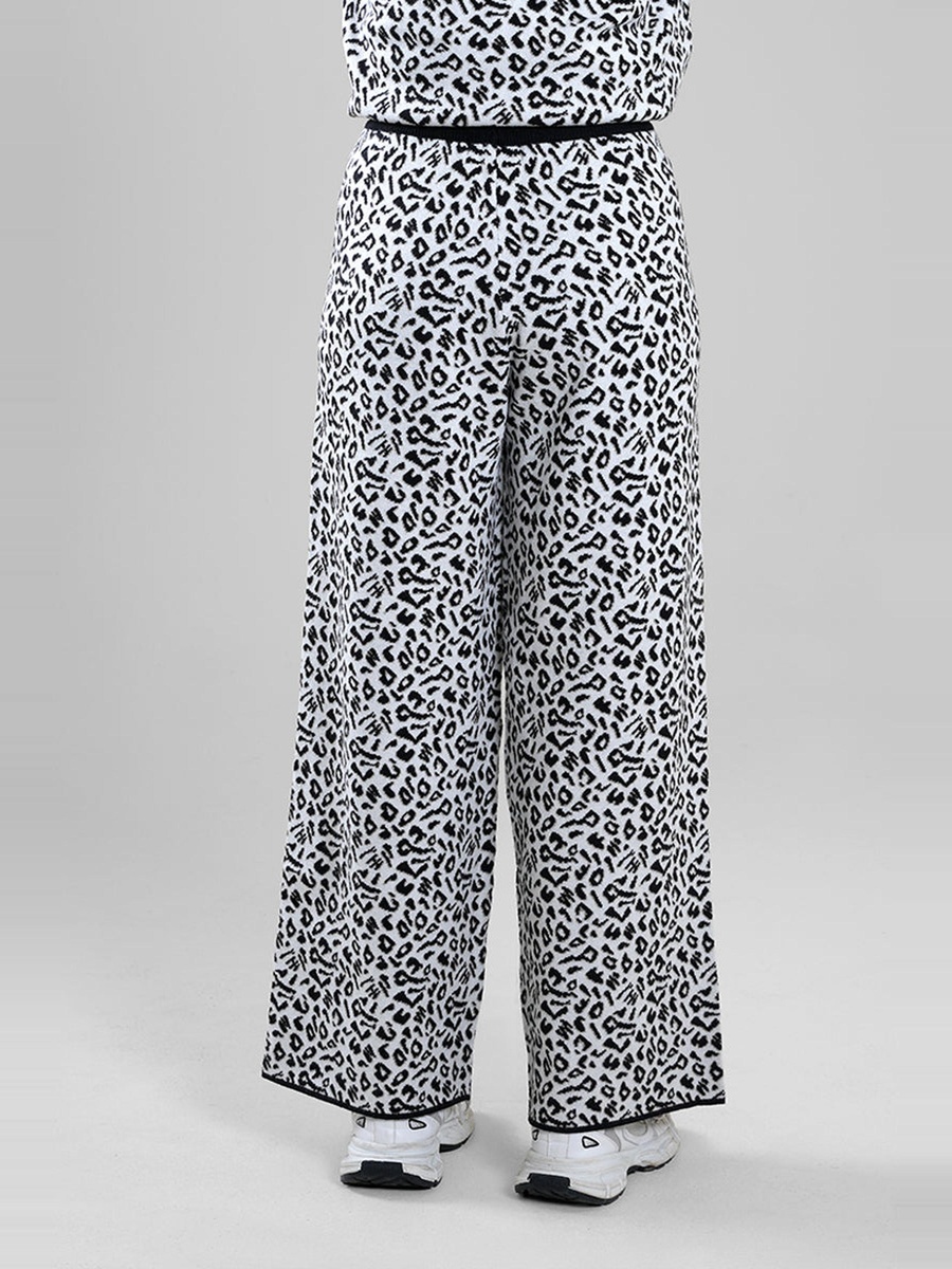 Women Animal Print Knit Wide Leg Pants