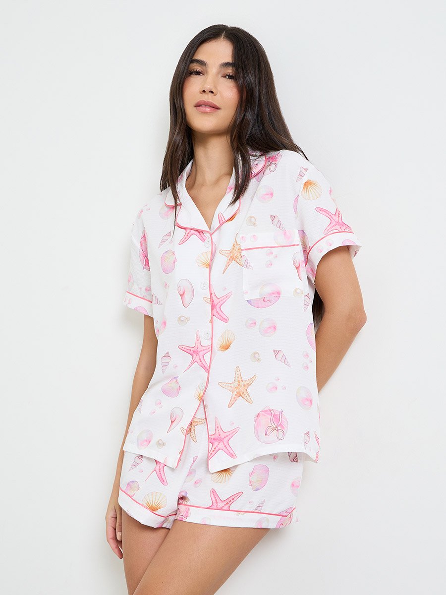 White Shell and Starfish Piped Pocket Shirt and Shorts Set