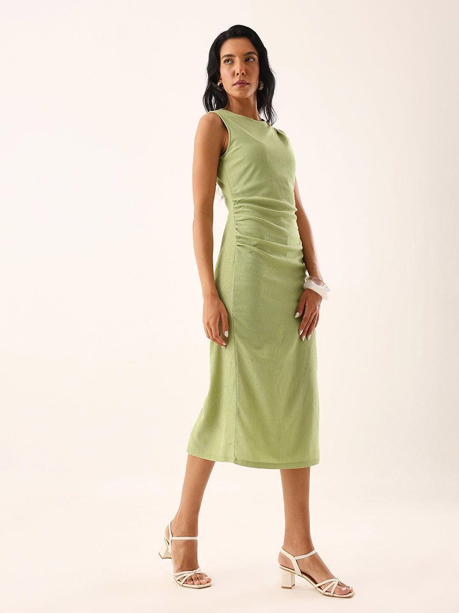 Green Textured Round Neck Midi Dress