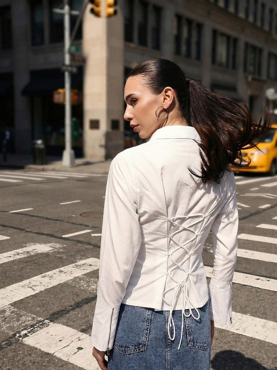 Off White 100% Cotton Solid Slim Fit Shirt