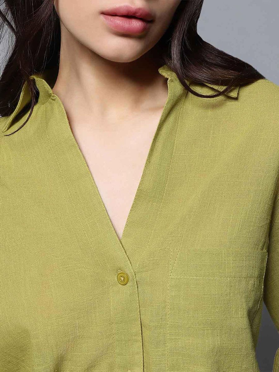 Green Solid Casual Shirt