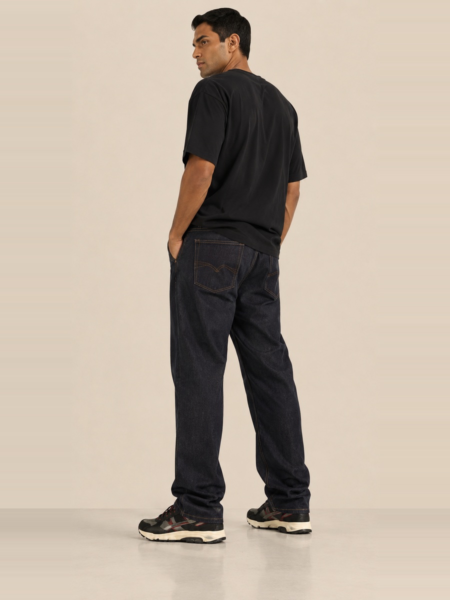 Men Loose Fit Mid Rise Jeans