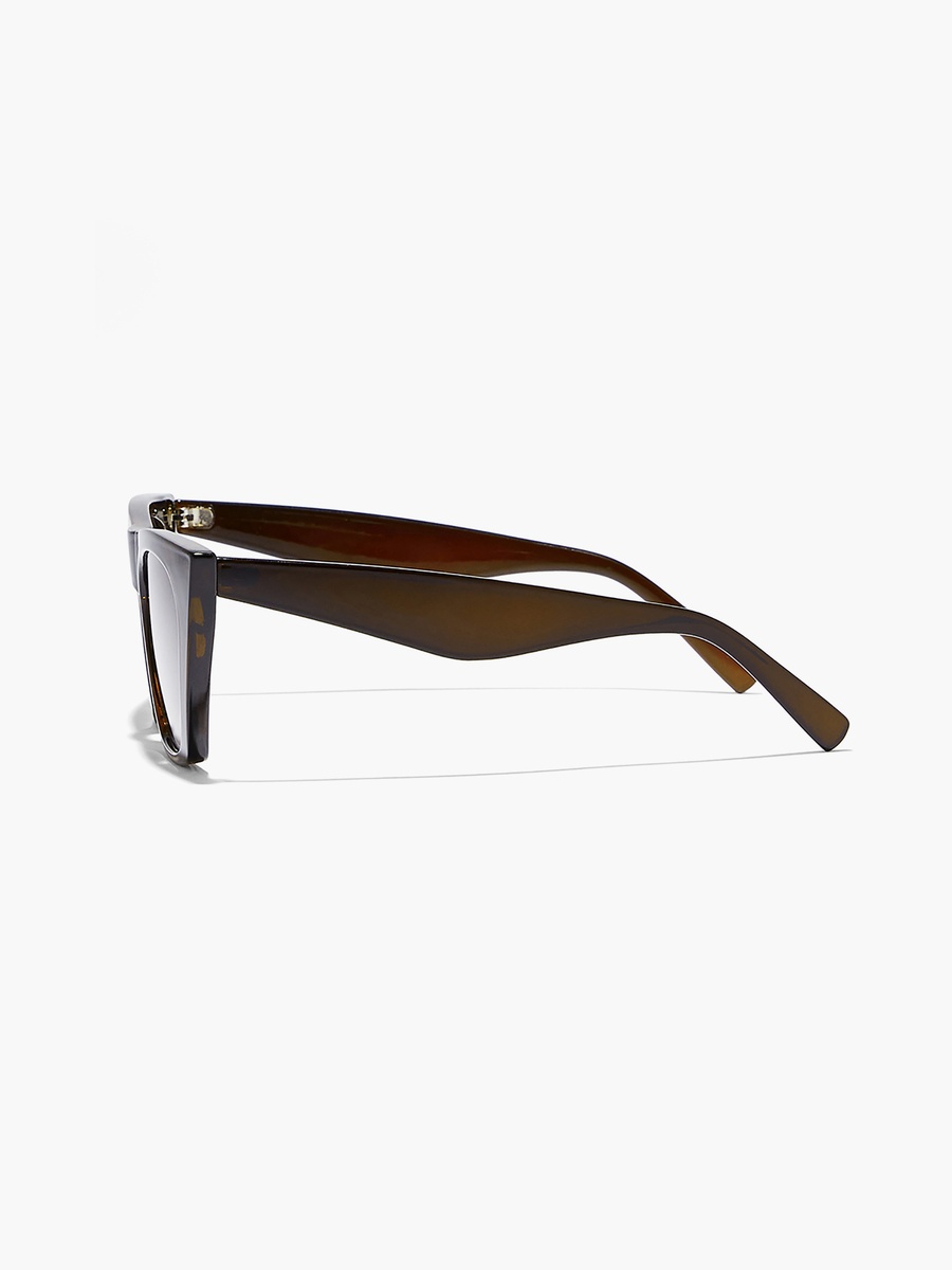 نظارة شمسية وبنية ذات كات آي من بلاك أوت ليبرتي مع 54 مم