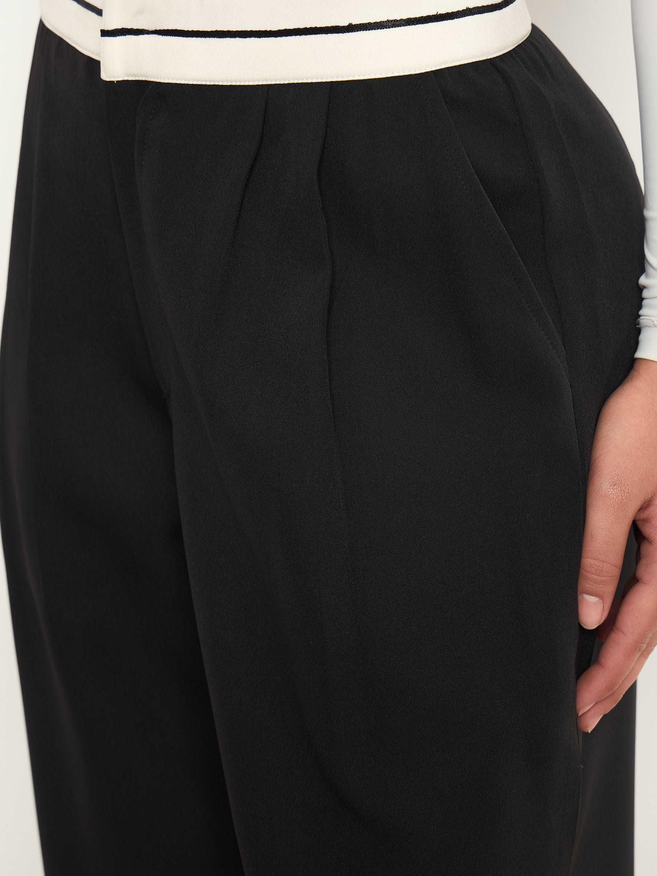 Black Front Pleated Wide Leg Korean Pants