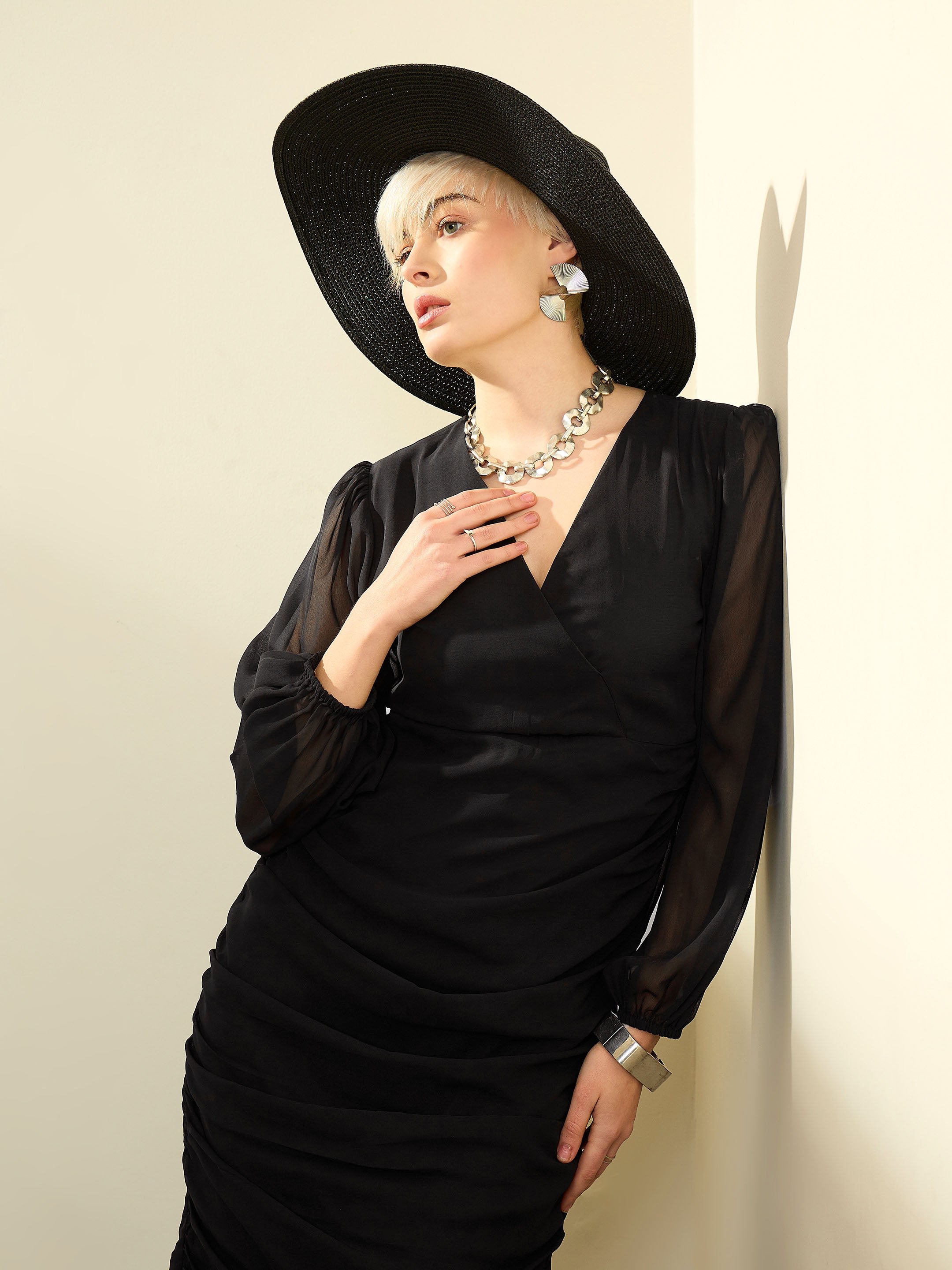 Black Solid Ruffled Hem Midi Dress