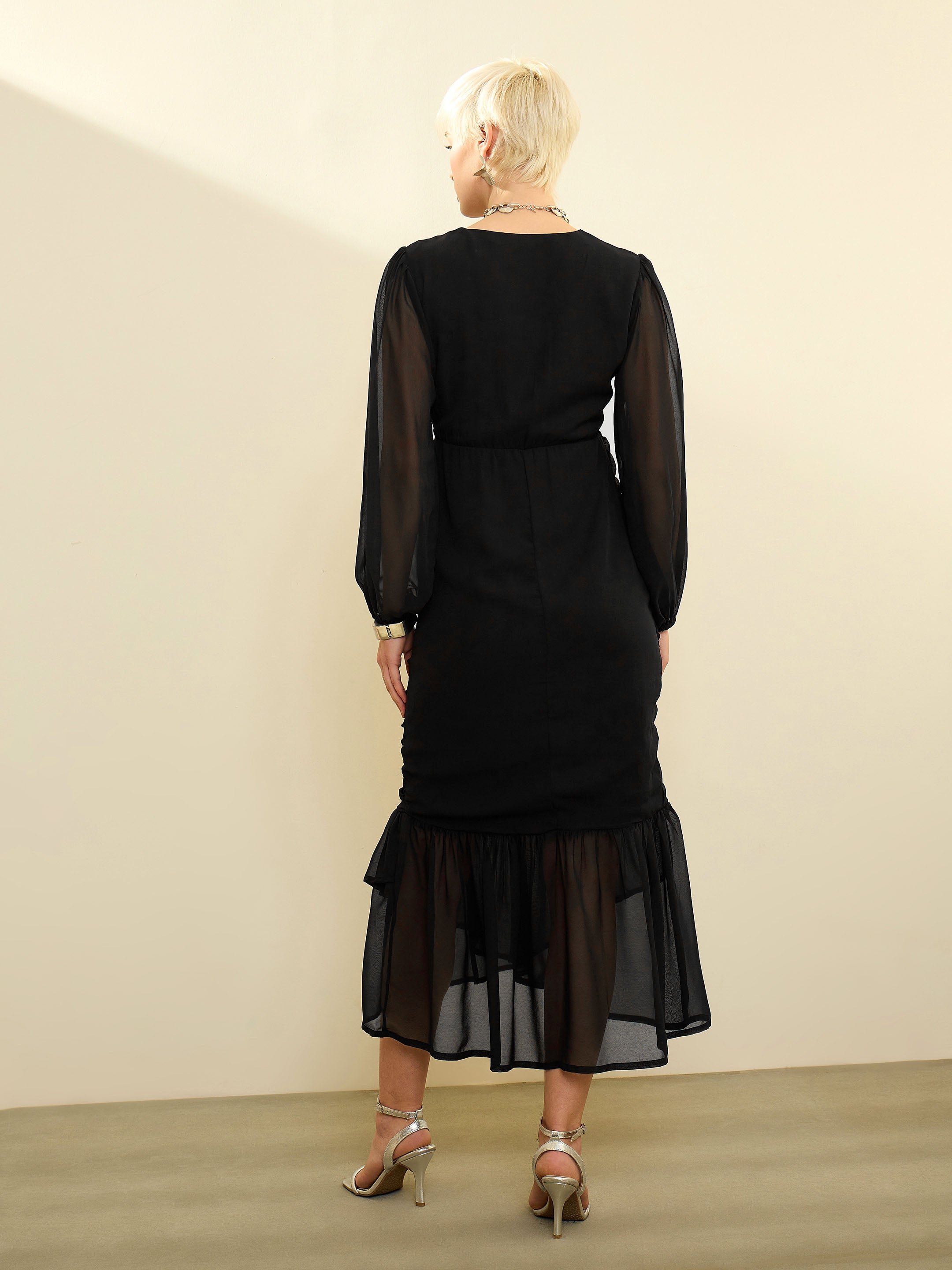 Black Solid Ruffled Hem Midi Dress