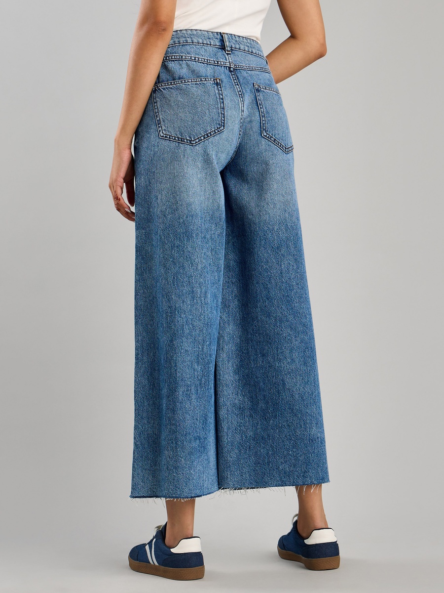 Wide Leg Cropped Jeans