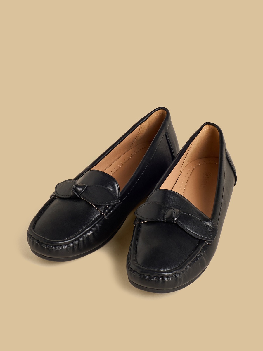Bow Accent Loafers