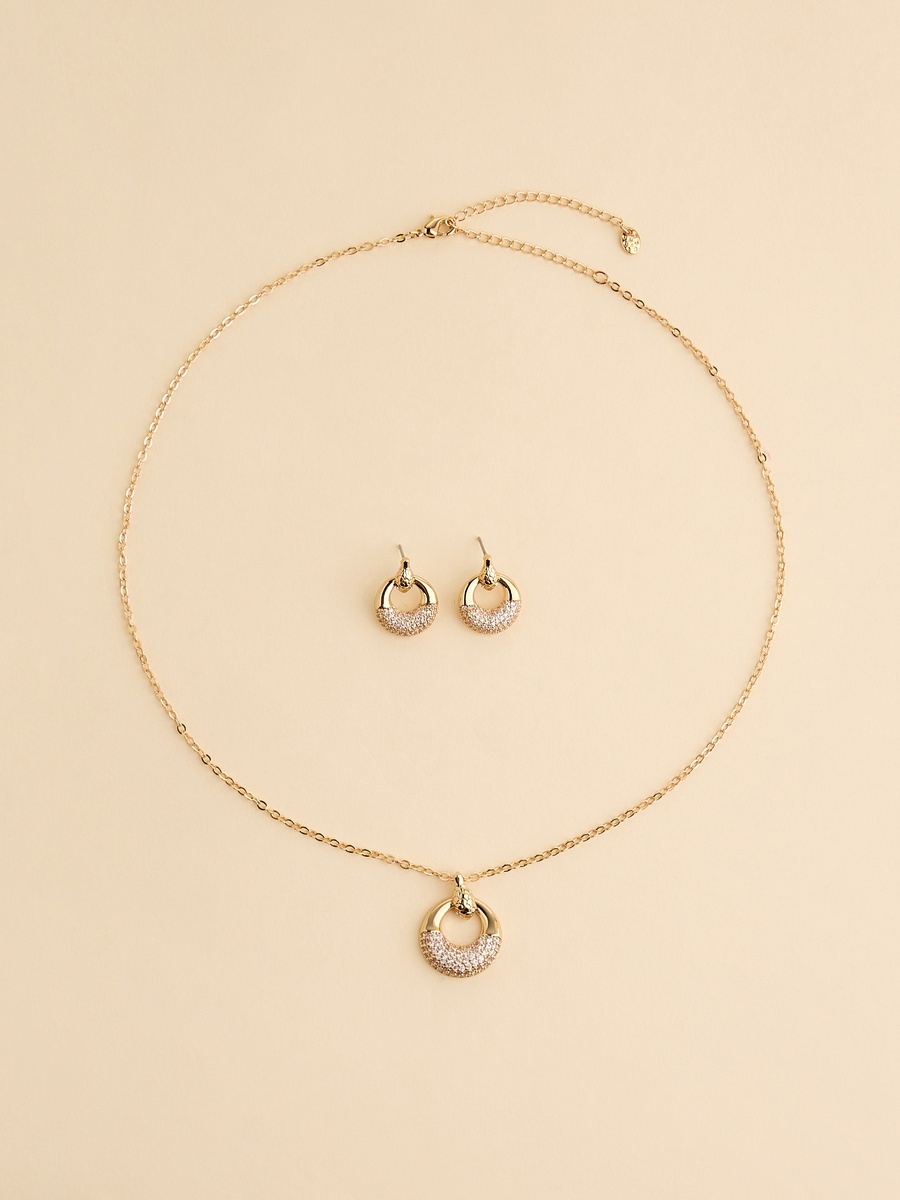 Cubic Zirconia Embellished Pendant Necklace and Earrings Set