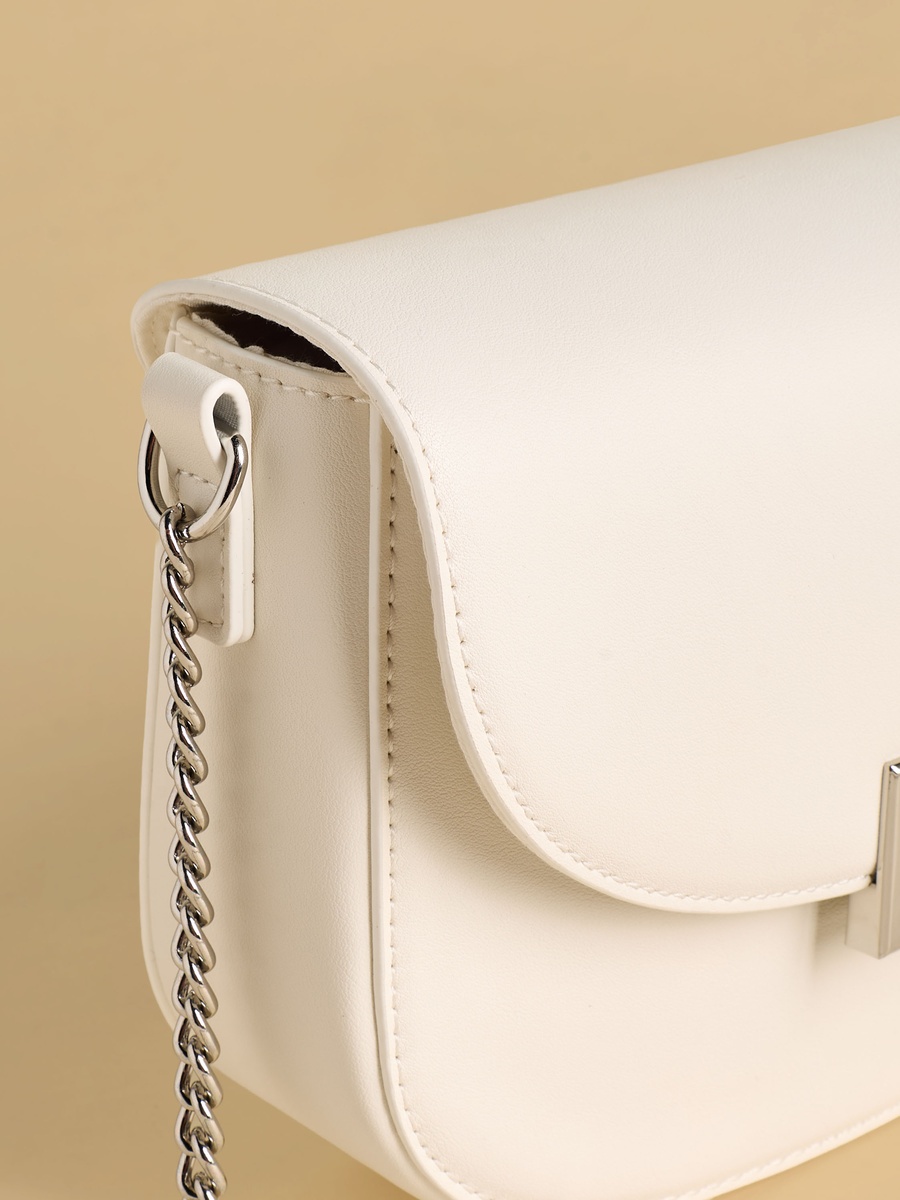 Plain Crossbody Bag with Chain Strap