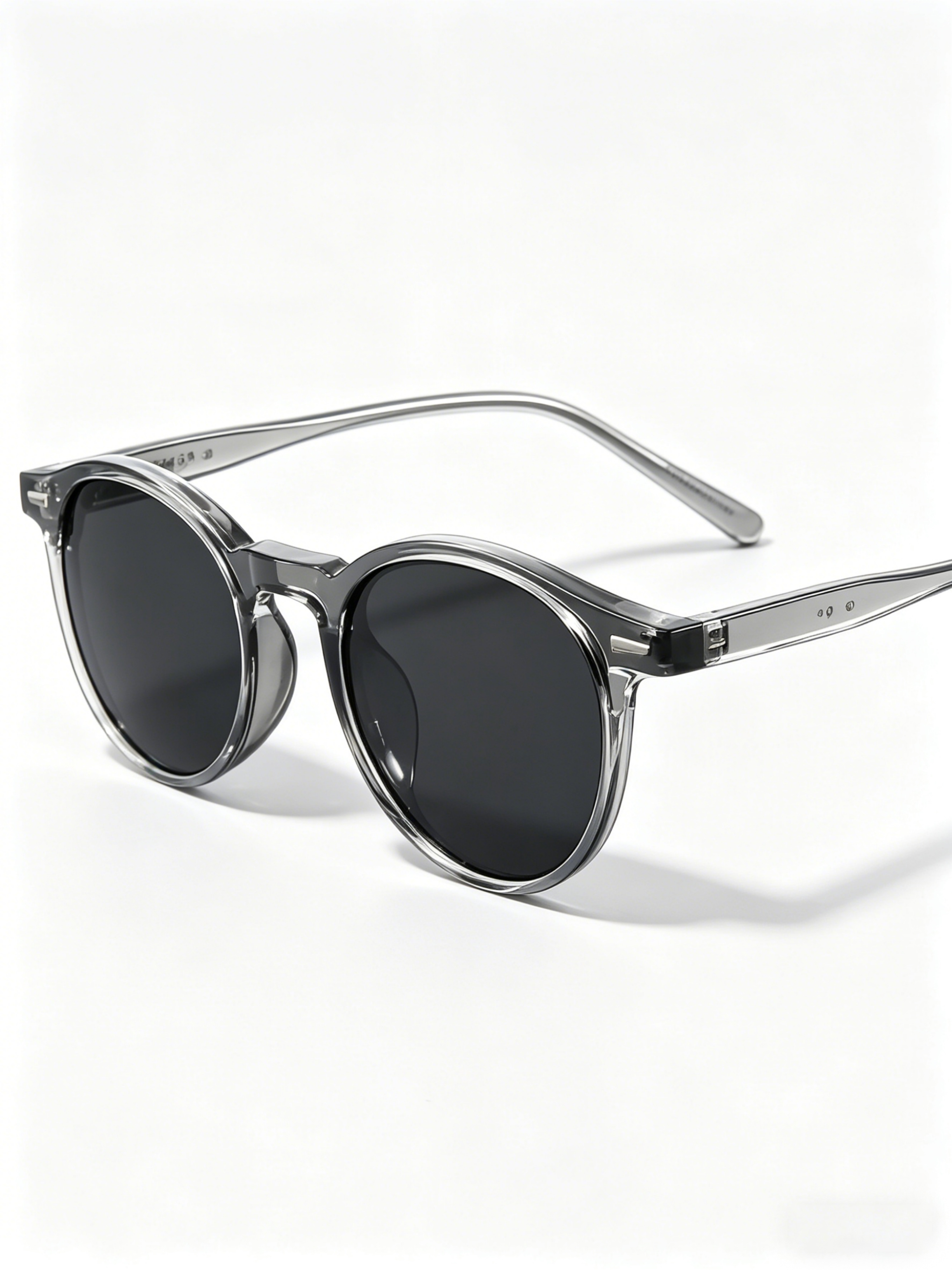 Grey Round Sunglasses - UV Protection and Style