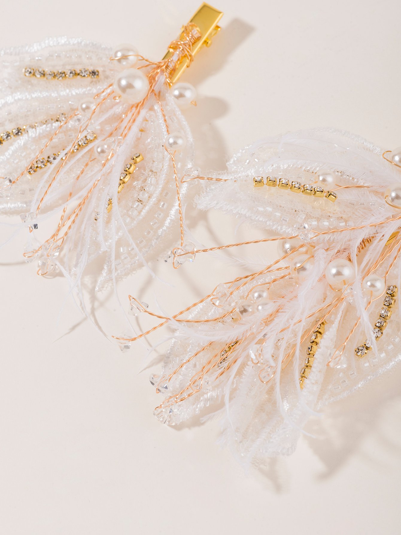 Pack of 2 - White Feather and Pearl Hair Clip
