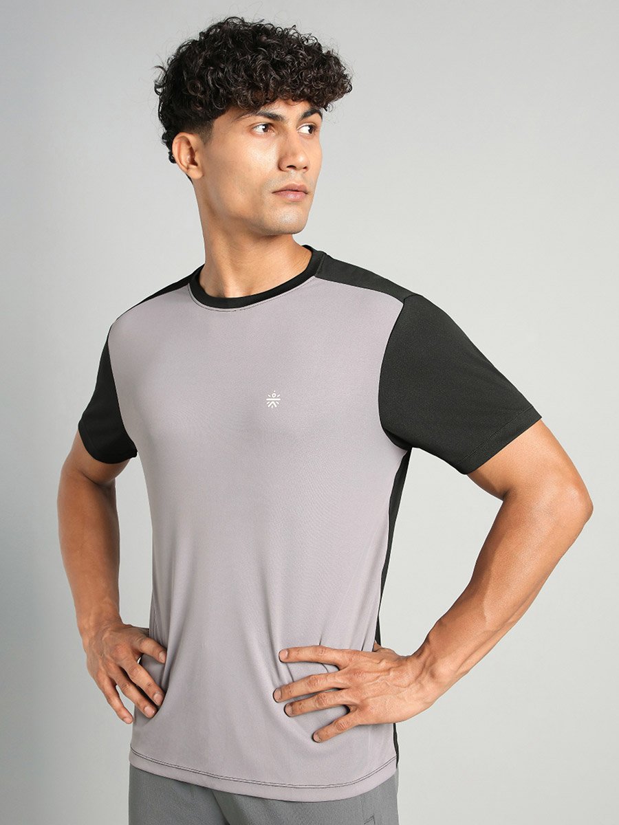 Men Grey Color Block T-Shirt