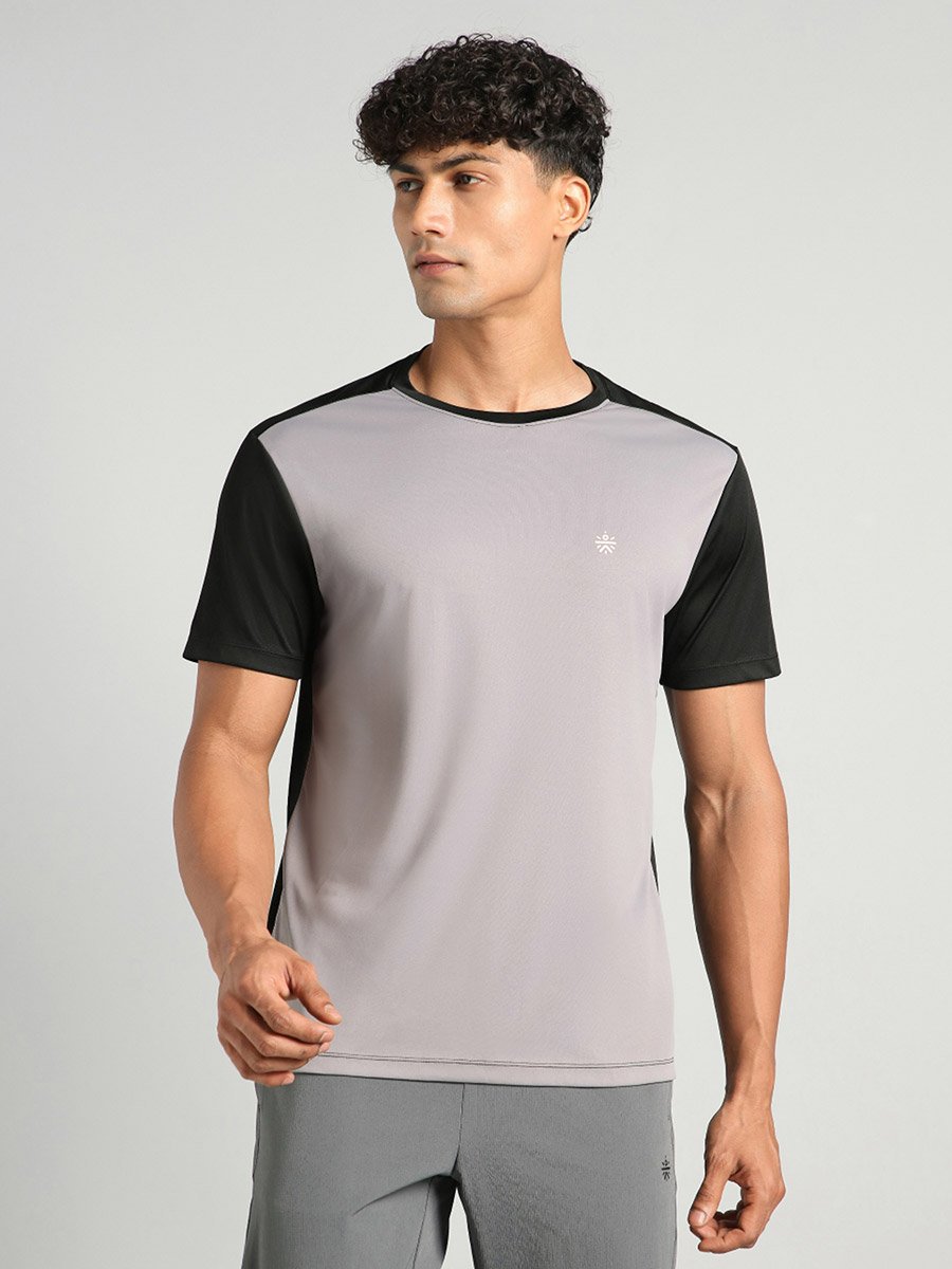 Men Grey Color Block T-Shirt