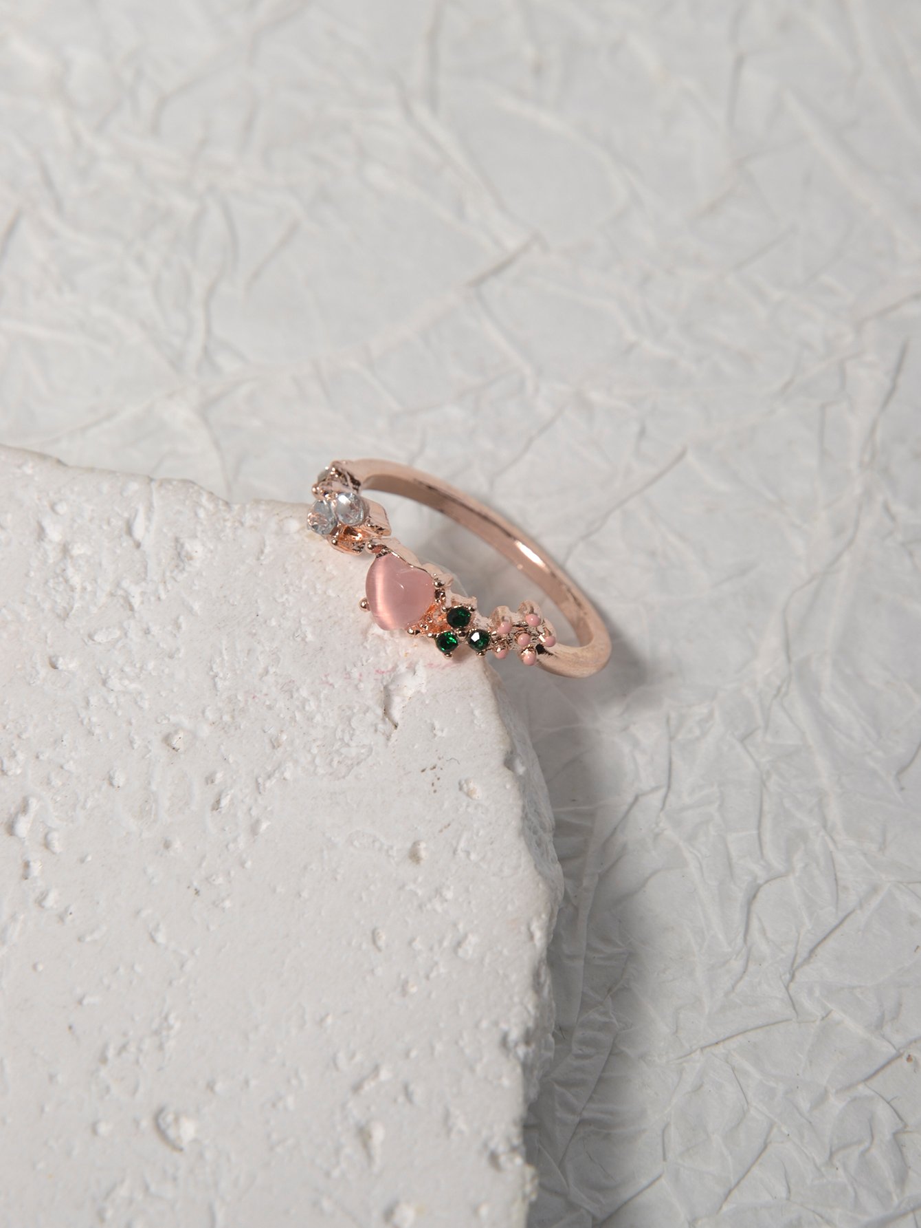 Rose Gold Zircon Heart and Leaf Casual Ring