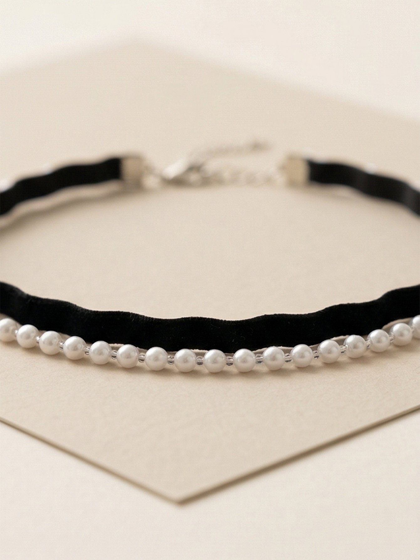 Faux Pearl and Lace Choker Necklace