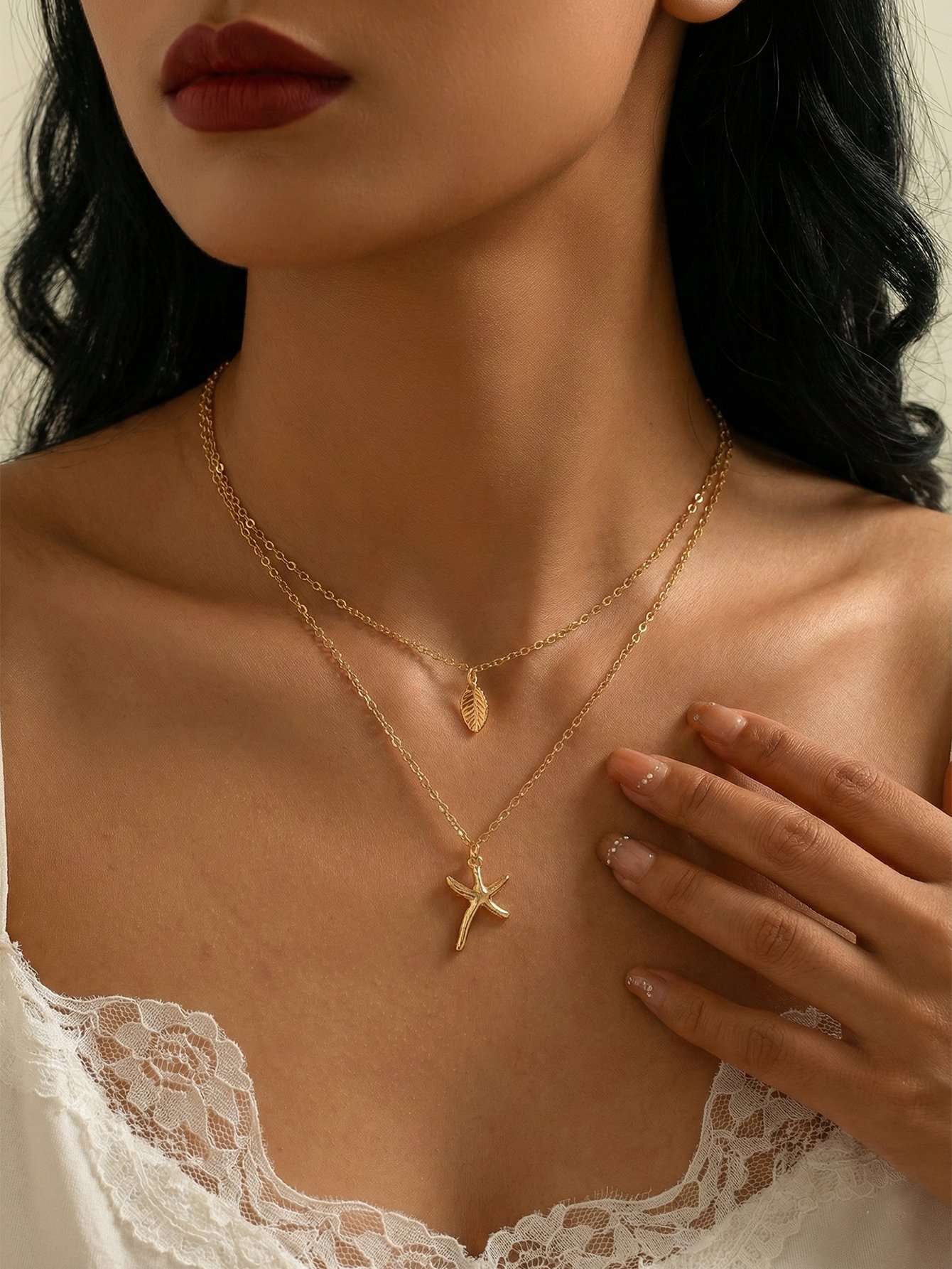 Leaf and Starfish Pendant Layered Necklace