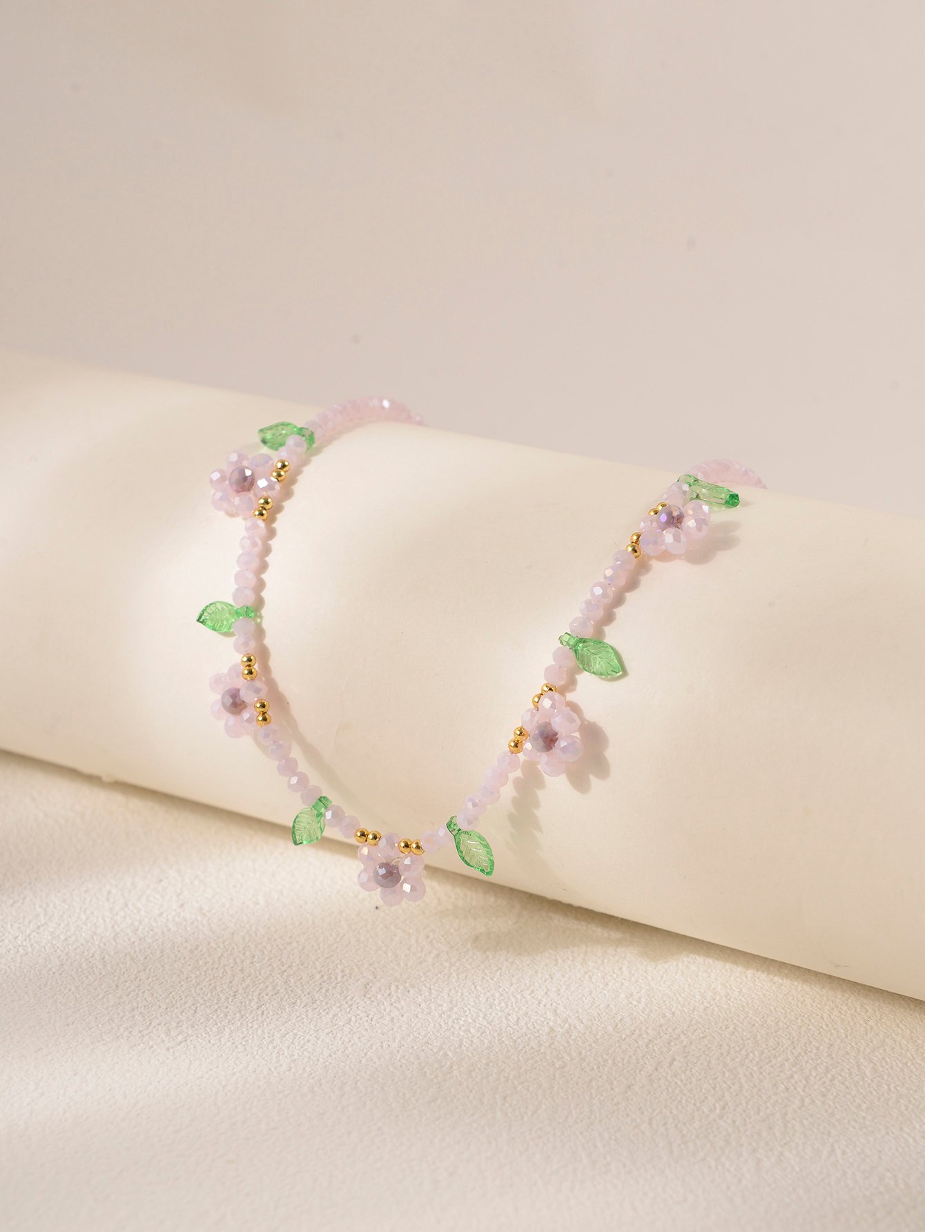 Flower and Leaf Glass Beaded Necklace