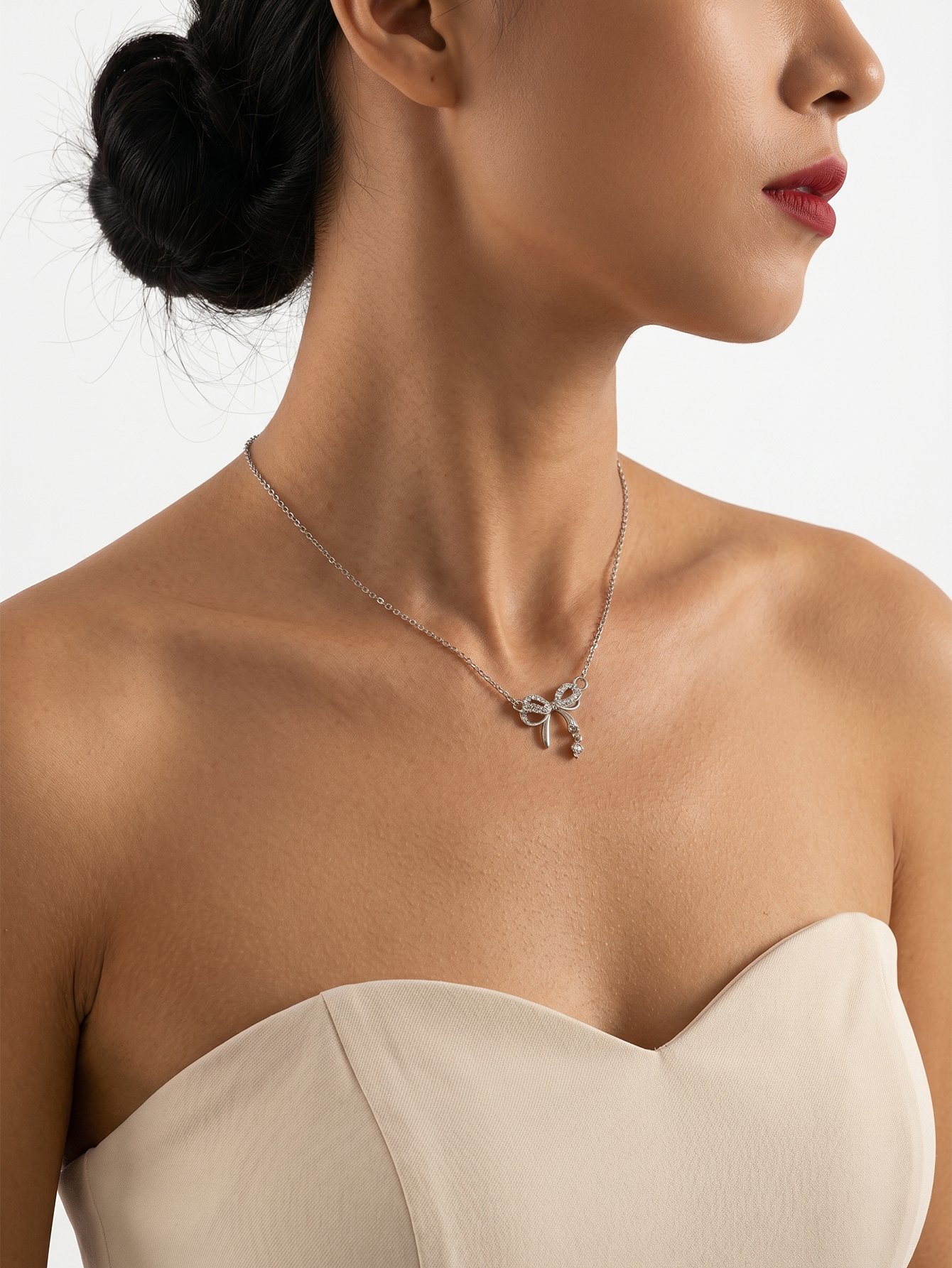 Bow Pendant Necklace